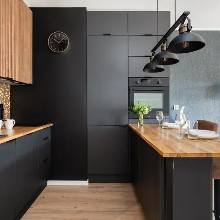 Modern Gorczynska & Parking & Balcony By Renters Prestige Poznan