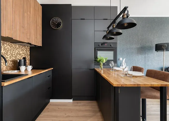 Modern Gorczynska & Parking & Balcony By Renters Prestige Poznan