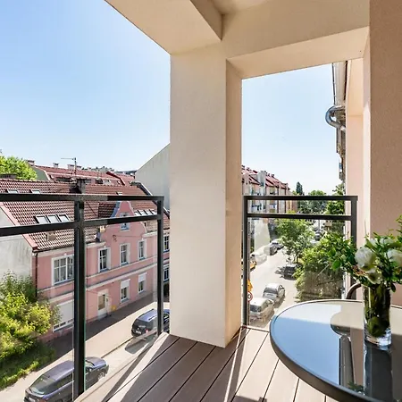 Modern Gorczynska & Parking & Balcony By Renters Prestige Appartement